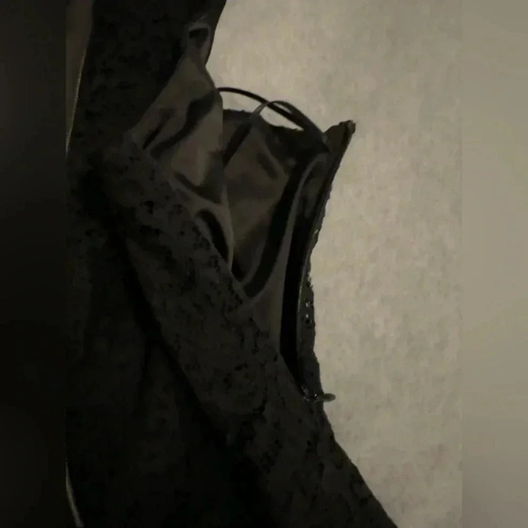 Express black lace dress size 0 - Picture 5 of 7